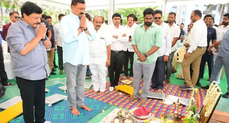 ‘హయత్ సెంట్రిక్’కు శంకుస్థాపన